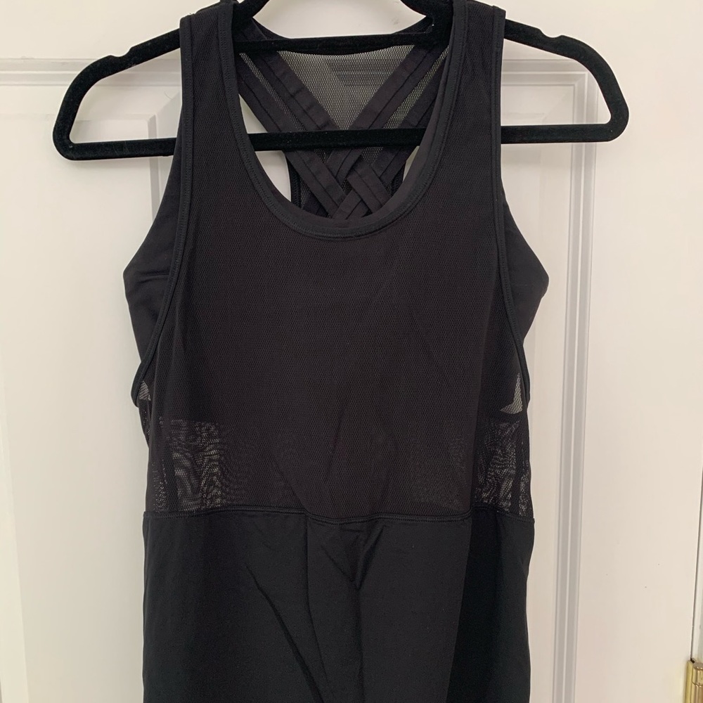 LULULEMON tank and bra!!